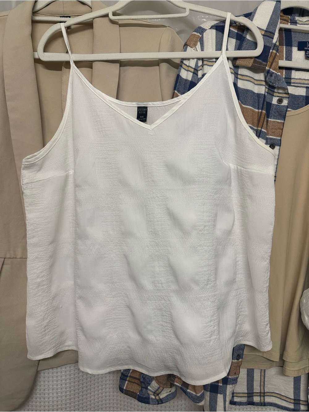 Women's White V-Neck Spaghetti Strap Camisole